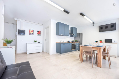 Homely single bedroom near the Padova train station