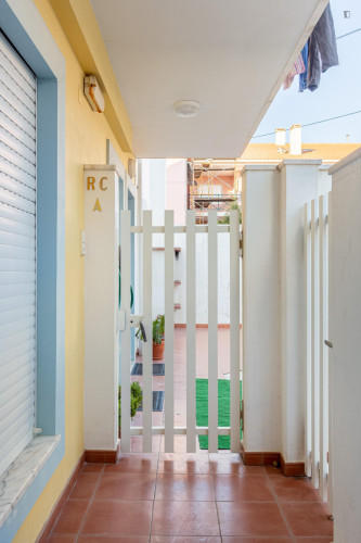 Great and sunny 2-bedroom flat in Santa Cruz