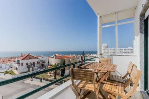 4-bedroom apartment, with outdoor area