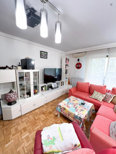 Very cool single bedroom in Prosperidad