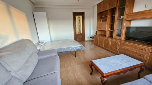 Lovely double bedroom in Salamanca