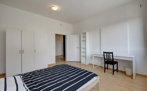 Big single bedroom in Veielbrunnen