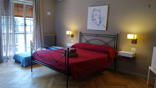 Appealing double ensuite bedroom in Murat