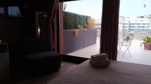 Dashing double ensuite bedroom in Quartiere Umbertino