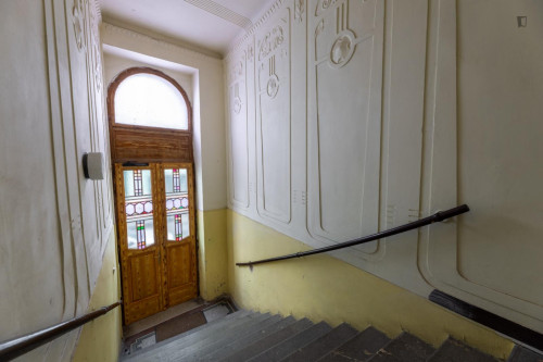 Very inviting 2-bedroom flat in New Town
