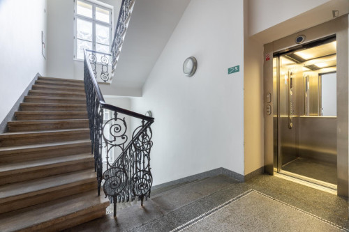 Excellent 3-bedroom flat in Malá Strana