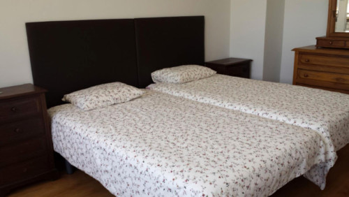 Vibrant 2 Bedroom Apartment facing Redonda Beach - Gallery - 12