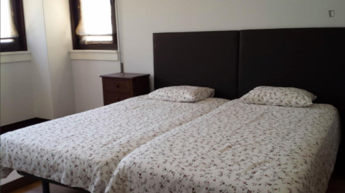 Vibrant 2 Bedroom Apartment facing Redonda Beach - Gallery - 13