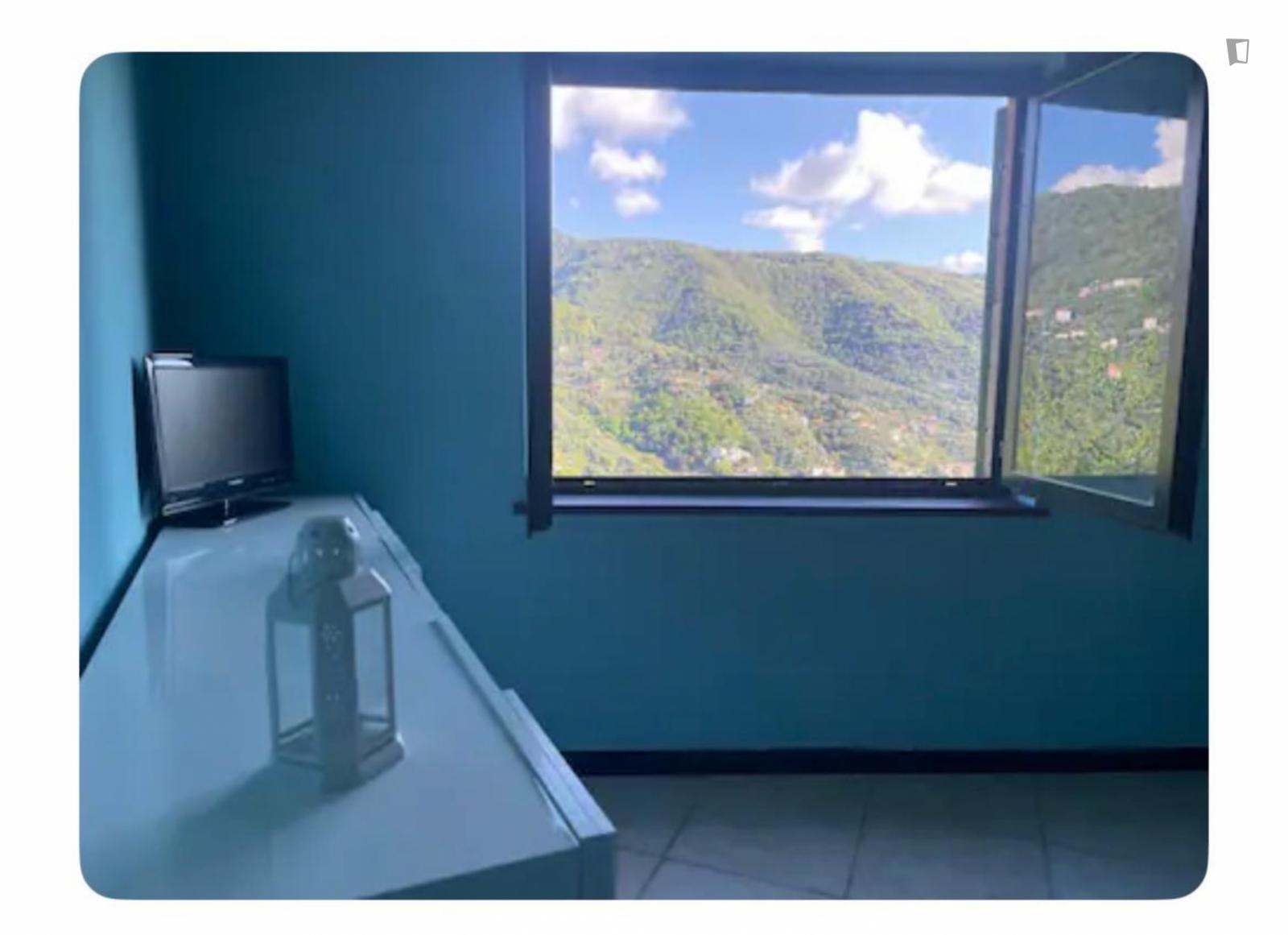  Twin Bedroom In A Spacious Apartment  -  Twin bedroom in a spacious apartment  - Gallery -  1