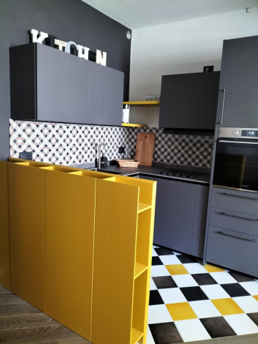 Double ensuite-bedroom in a modern apartment - Gallery - 10