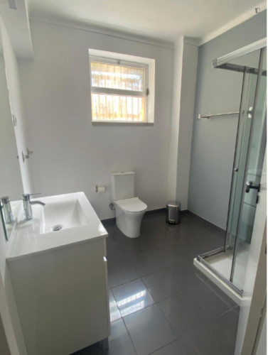 Elegant Double Bedroom close to Luís de Camões Park - Gallery - 9