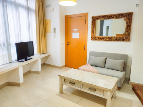 Beautiful studio apartment with shared rooftop - Gallery - 7