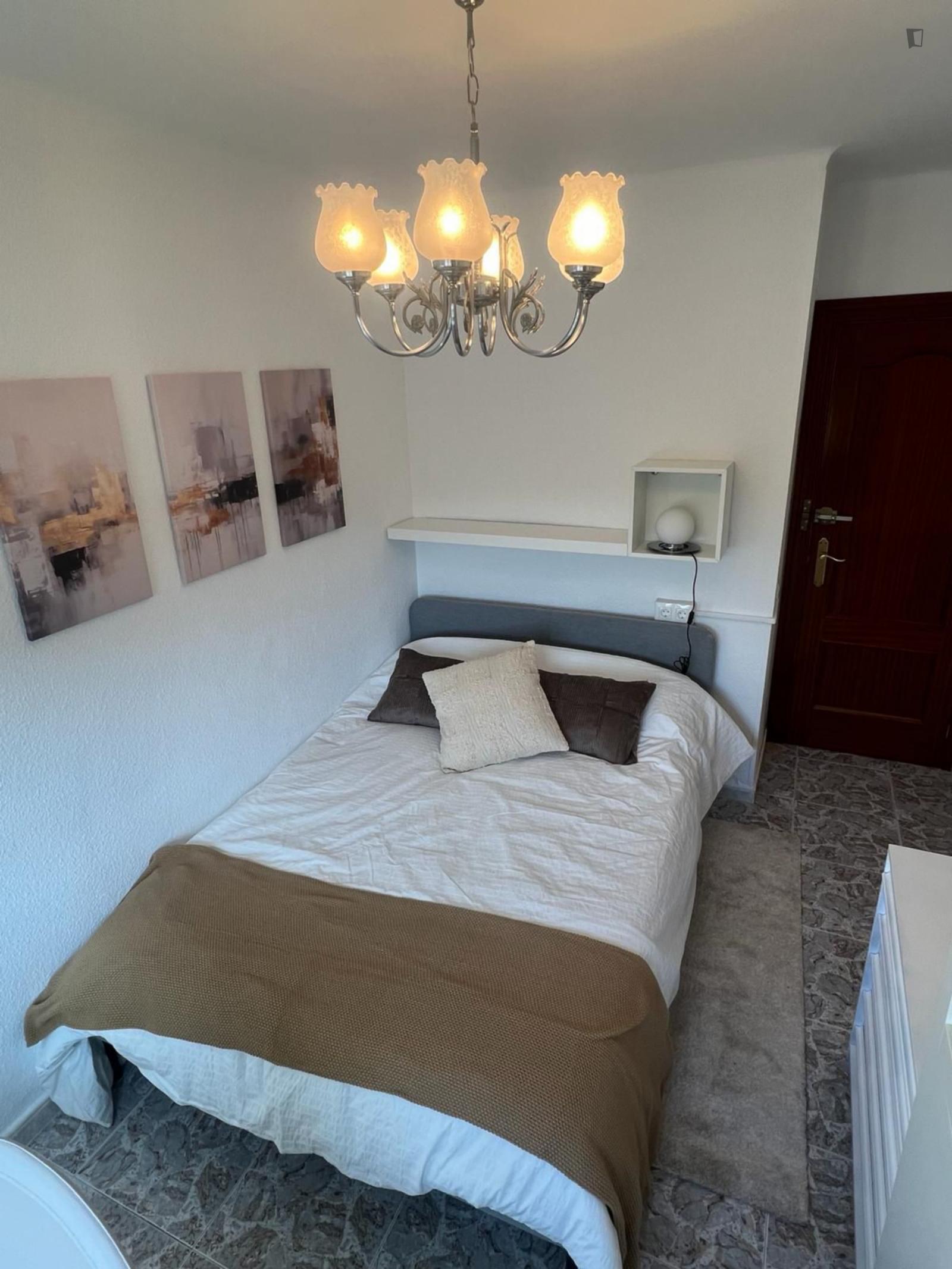 Room 3 - Room 3 - Gallery - 1