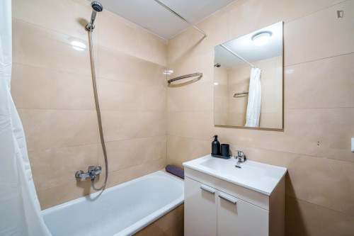 Bedroom for rent in Fernández Fermina 4, Málaga  - Gallery -  5