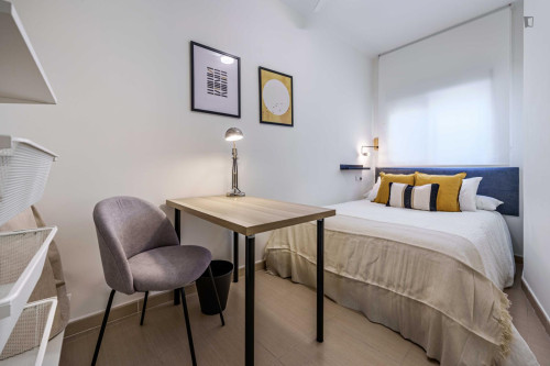Bedroom for rent in Alamos 31, Málaga