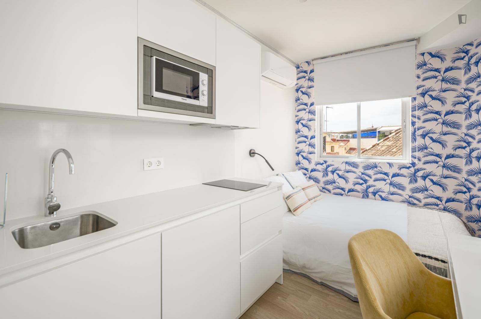  Bedroom For Rent In San Juan 5, Málaga  -  Bedroom for rent in San Juan 5, Málaga  - Gallery -  1