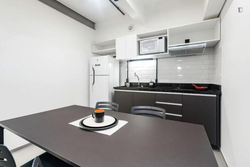 Snug single bedroom near Universidade Federal do Rio Grande do Sul - Gallery - 8