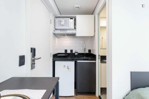 Snug single bedroom near Universidade Federal do Rio Grande do Sul - Gallery - 19