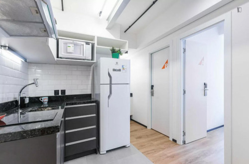 Snug single bedroom near Universidade Federal do Rio Grande do Sul - Gallery - 41