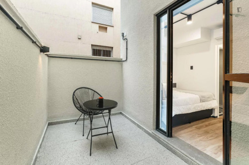 Snug single bedroom near Universidade Federal do Rio Grande do Sul - Gallery - 35