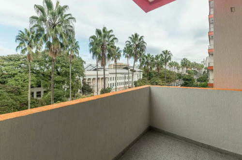 Snug single bedroom near Universidade Federal do Rio Grande do Sul