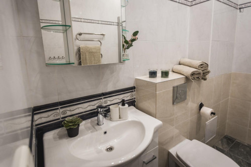 Inviting double bedroom in the centre of Riga - Gallery - 15