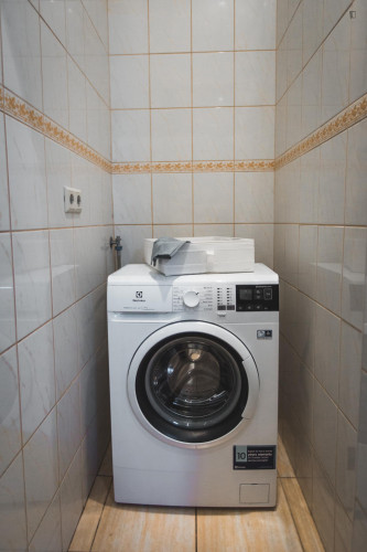 Spacious double bedroom in Central District