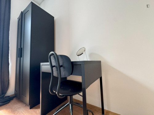 Nice double bedroom in shared flat in Maskavas Forštate