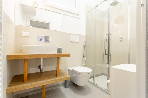 Spacious and modern 2-bedroom apartment next to Università Cattolica del Sacro Cuore - Gallery - 10