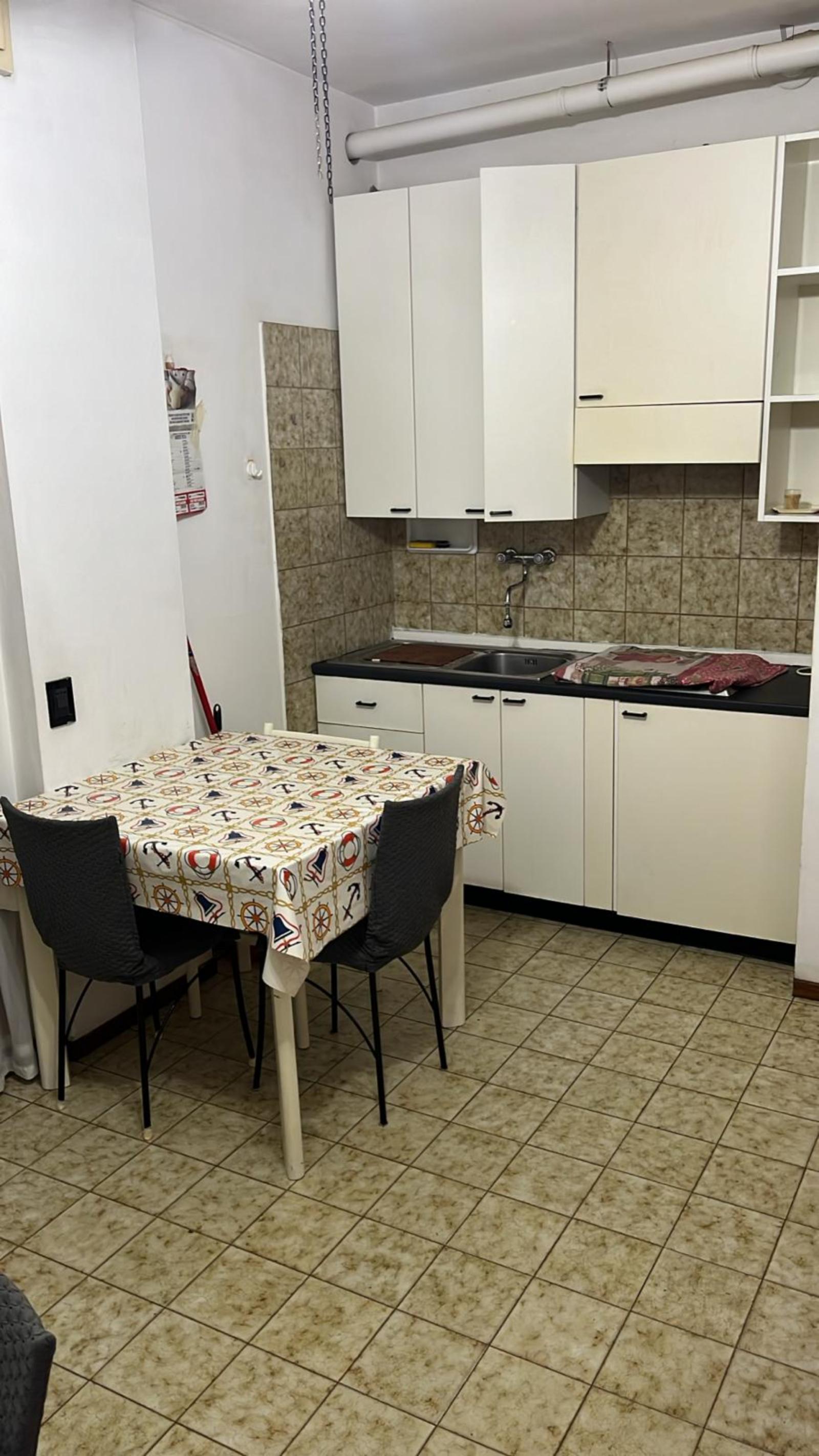  Bright 2-Bedroom Apartment Close To The Beach And Well Connected To The City Center  -  Bright 2-bedroom apartment close to the beach and well connected to the city center  - Gallery -  1