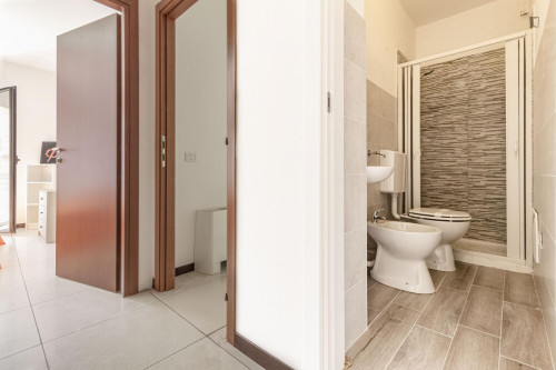 Welcoming single ensuite bedroom in Sassari  - Gallery -  5