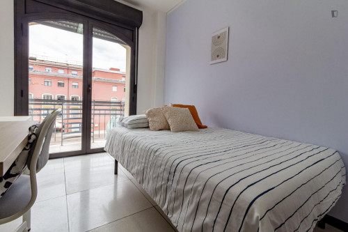 Welcoming single ensuite bedroom in Sassari