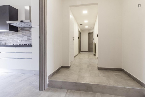 Large double ensuite bedroom in the heart of Sassari - Gallery - 8