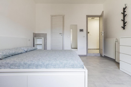 Large double ensuite bedroom in the heart of Sassari - Gallery - 12