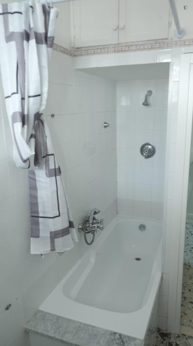 Bright single bedroom in Marconi - Gallery - 12