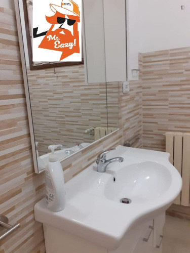 Bright single bedroom in Marconi - Gallery - 5