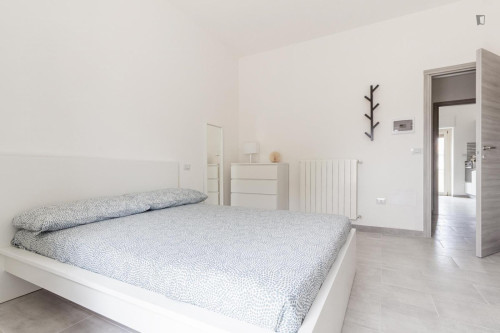 Alluring double ensuite bedroom in the centre of Sassari