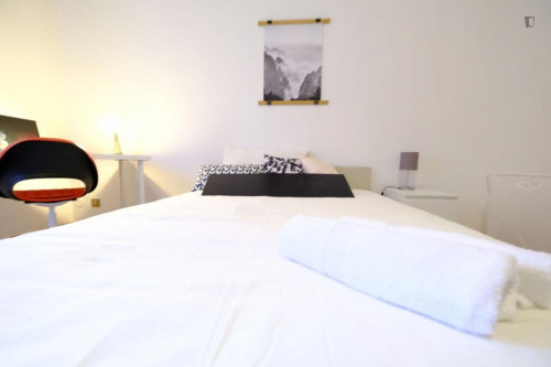 Nice double bedroom near Università degli Studi di Sassari