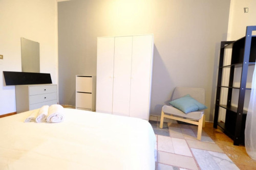 Nice double bedroom near Università degli Studi di Sassari