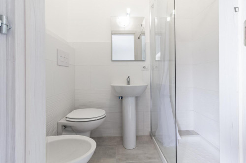 Sublime double ensuite bedroom in the heart of Sassari - Gallery - 7
