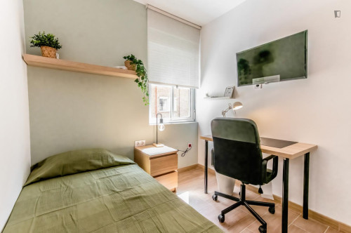Attractive single bedroom - Gallery - 18