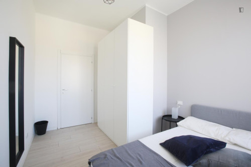 Sublime double bedroom in Crocetta