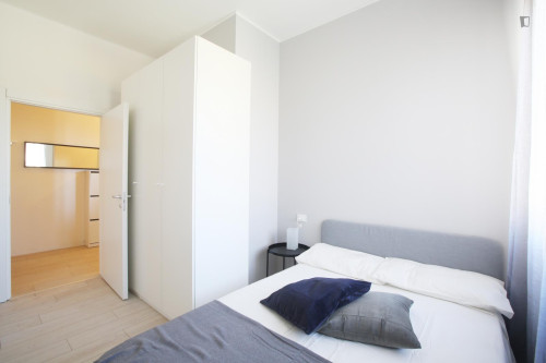 Sublime double bedroom in Crocetta