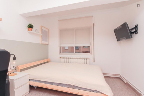Cozy single bedroom in a property with balcony