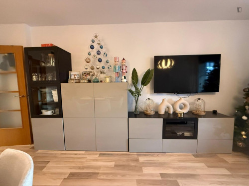 Charming double bedroom in the Polígon de Sant Blai district - Gallery - 24