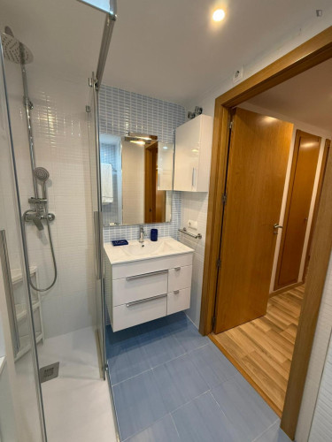 Charming double bedroom in the Polígon de Sant Blai district - Gallery - 12