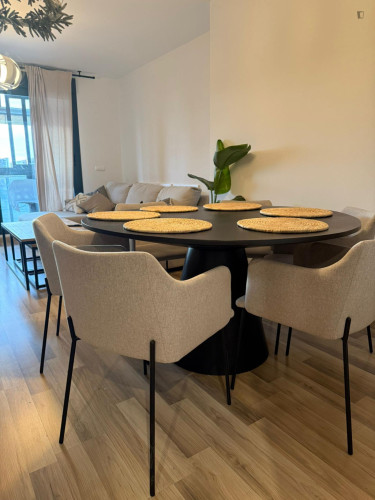 Charming double bedroom in the Polígon de Sant Blai district - Gallery - 26