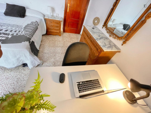 Charming double bedroom with a balcony, in San Vicente del Raspeig - Gallery - 5