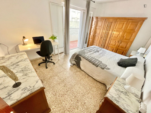 Charming double bedroom with a balcony, in San Vicente del Raspeig - Gallery - 2
