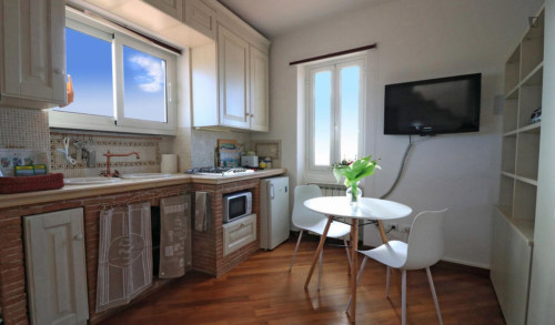 Welcoming studio in the centre of Sanremo - Gallery - 6